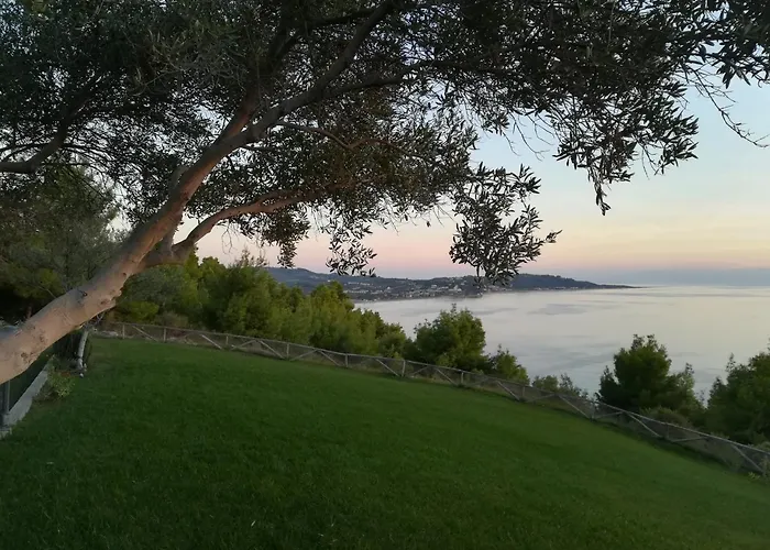 Дом отдыха Aetofolia Stella Фурка